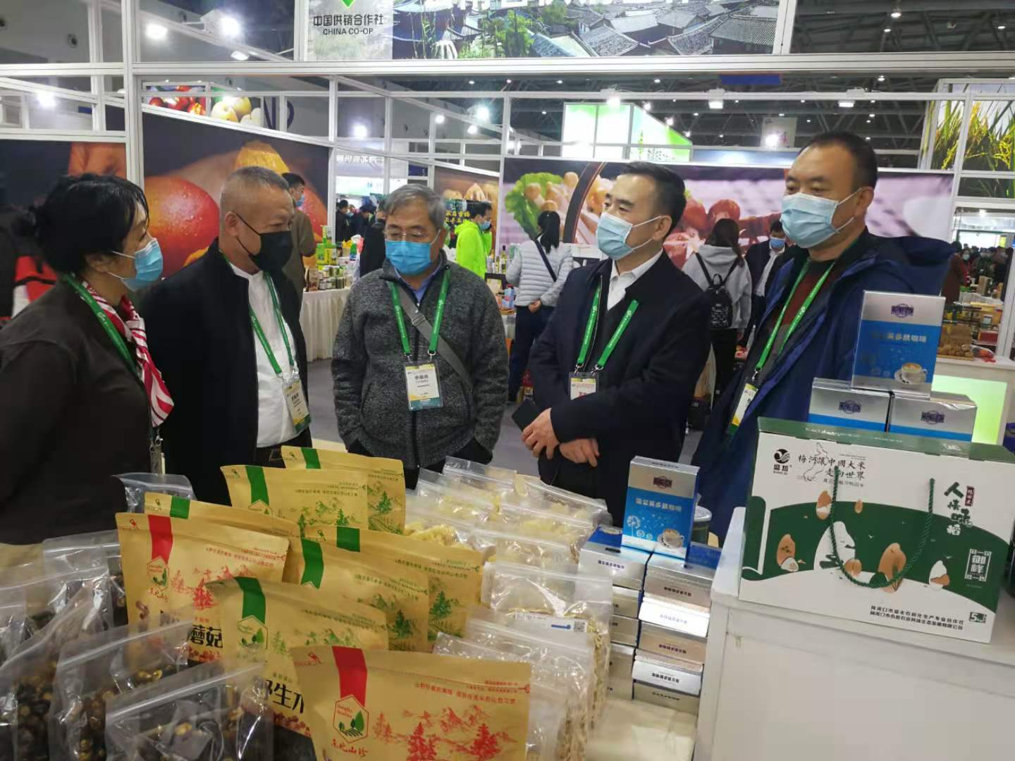 吉林供銷(xiāo)特色農(nóng)產(chǎn)品閃耀第十八屆農(nóng)交會(huì)，山城重慶共品關(guān)東風(fēng)味